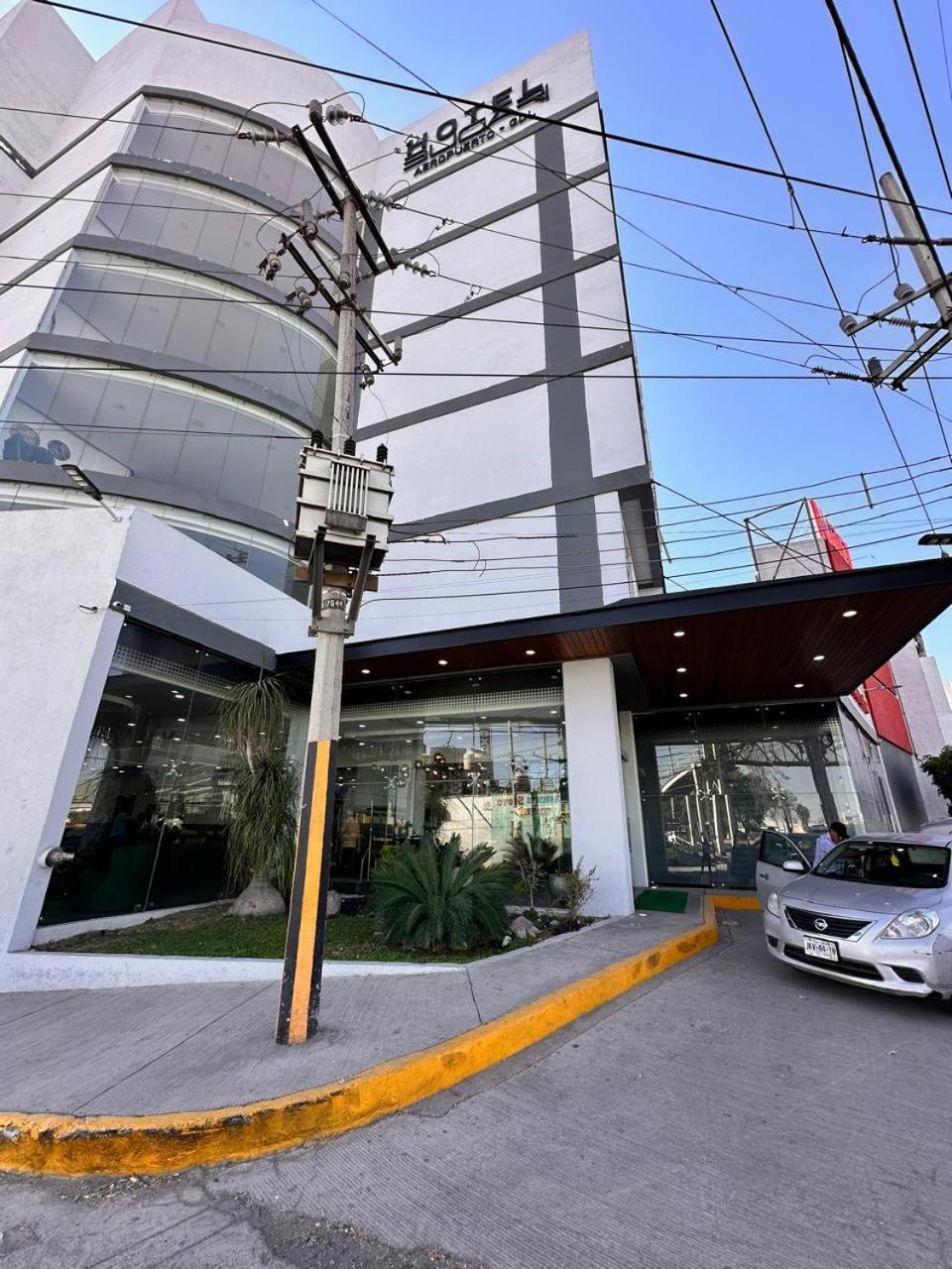 Hotel Bugari Aeropuerto Guadalajara Las Pintas Exterior photo